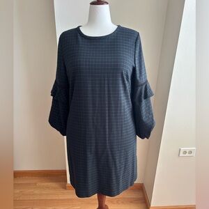 LOFT Ann Taylor | Long Bell sleeved shift dress | blue green tartan | 12